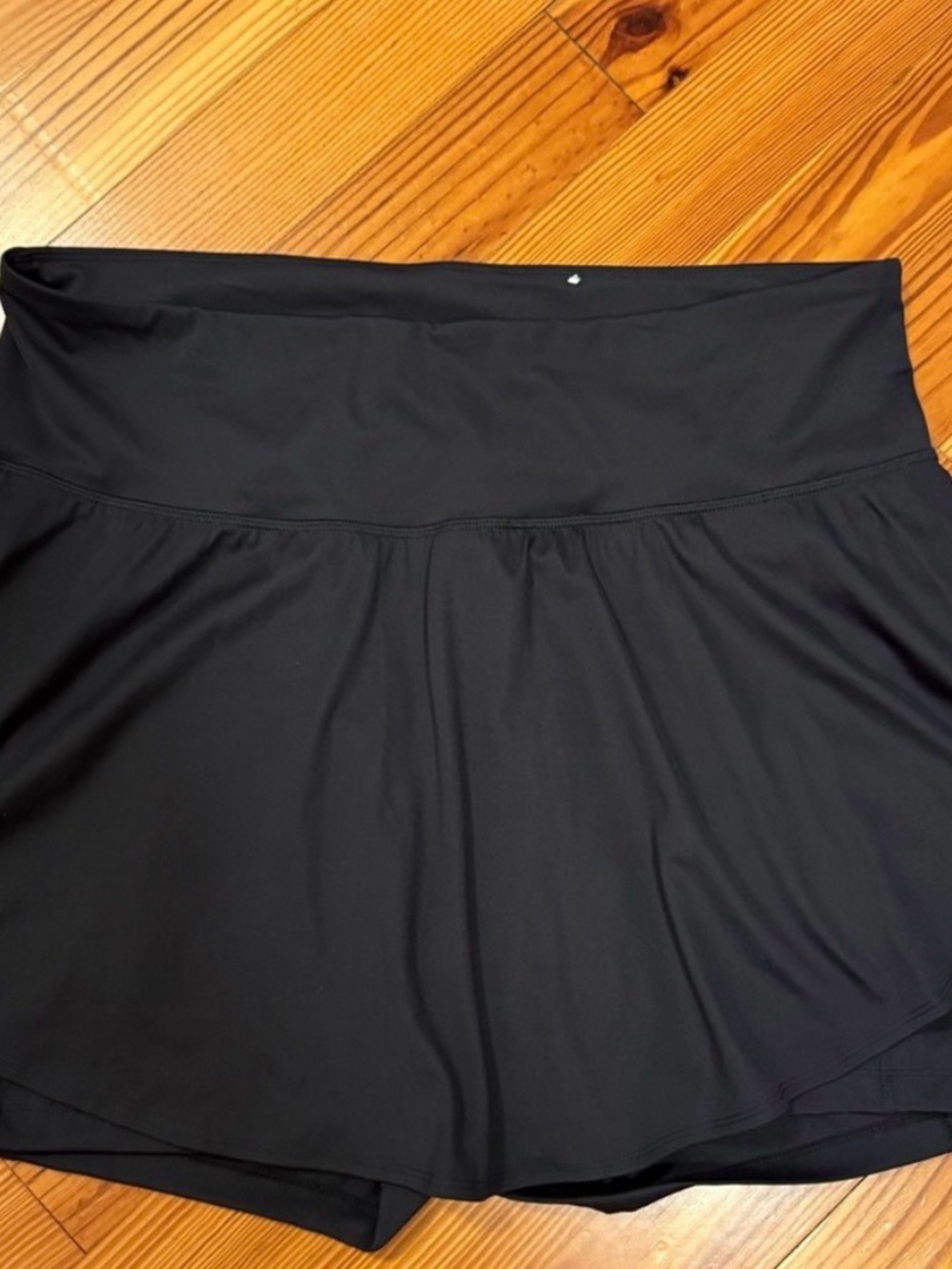 Old Navy Black Women's Active Skort with Built-In Shorts